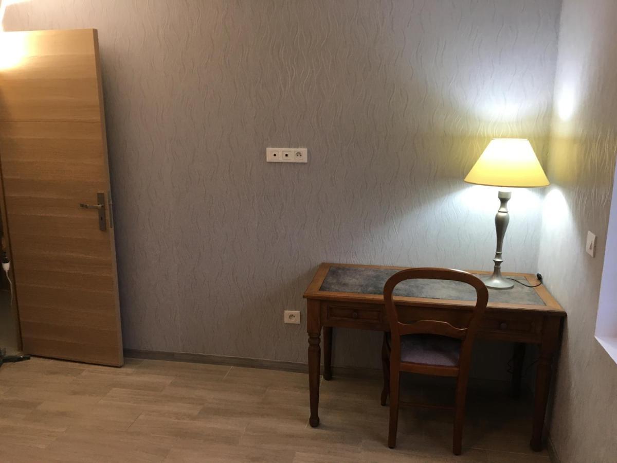 Appart Pres De Meaux Chambry Экстерьер фото